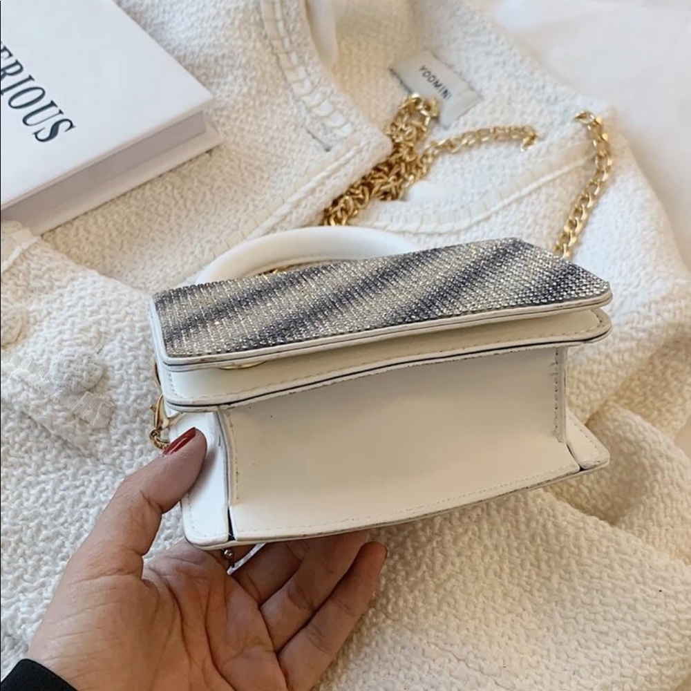 Mini Rhinestone Decor Chain Bag - Picture 6 of 7